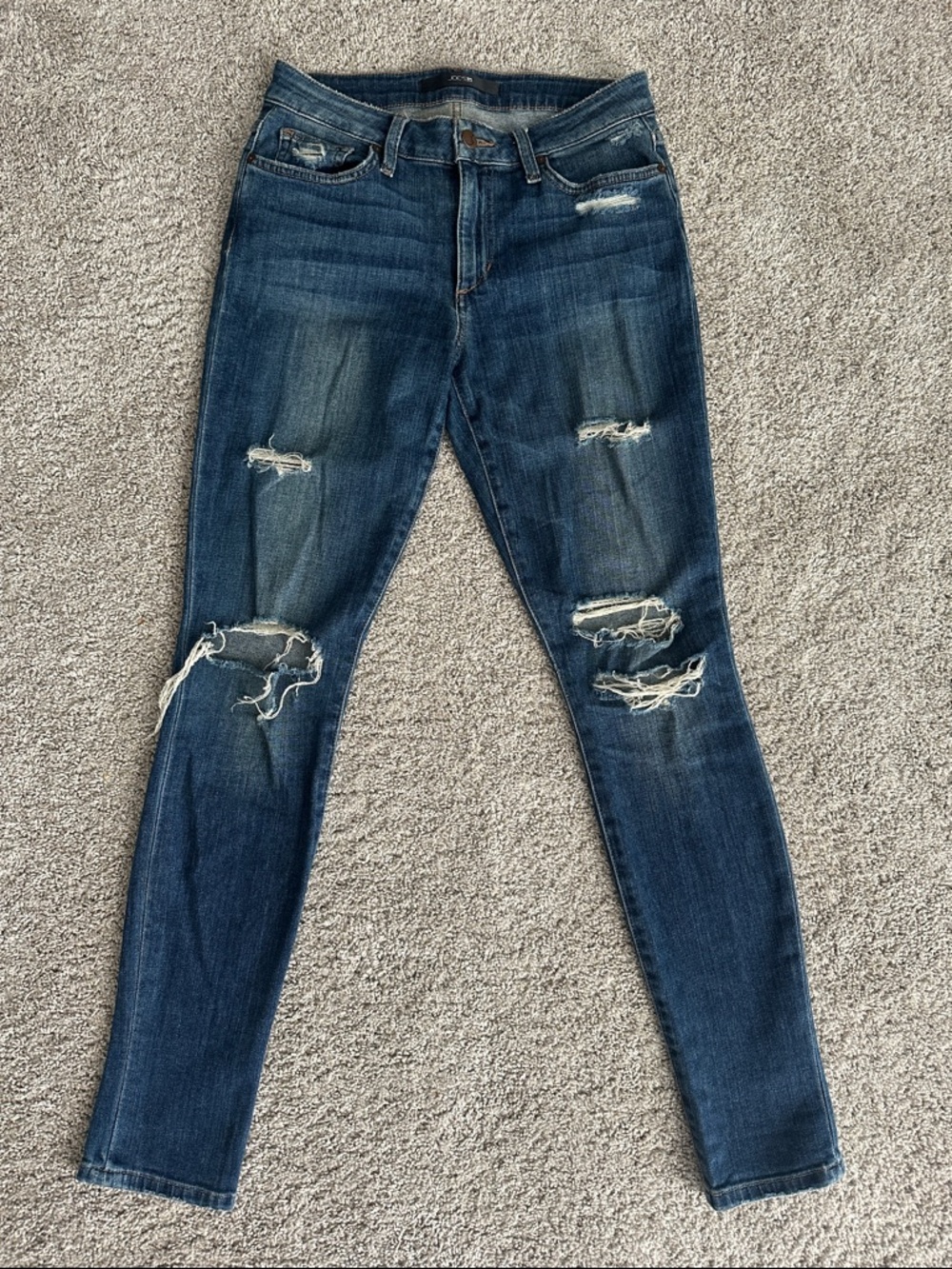 Distressed Women's Skinny Jeans - Dark Blue